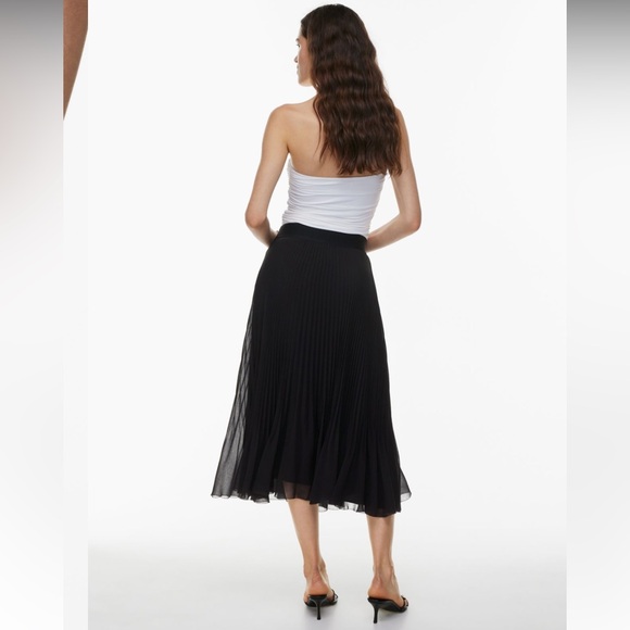 XXS WILFRED TWIRL PLEATED SKIRT NAVY BLUE - Picture 4 of 9